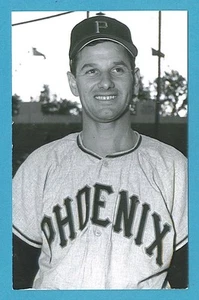 Mario Fricano (Phoenix) 1958 Vintage Minor League Baseball Postcard   - Bild 1 von 2