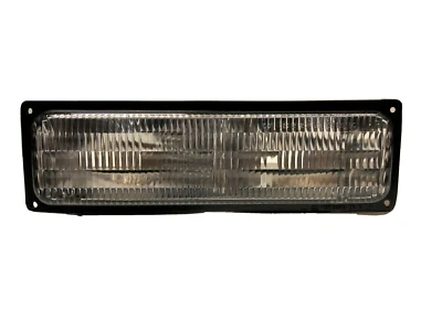 GM Parking Lamp #5976838 - Passenger Side - Image 1 of 4