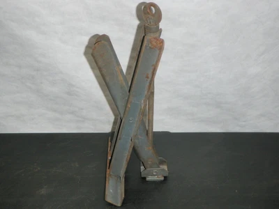 1971 1972 1973 1974 Jaguar XKE E-Type V12 TRUNK Jack #M12655 KIT DE PNEUS SOBRESSALENTES FABRICANTE DE EQUIPAMENTO ORIGINAL - Imagem 1 de 4