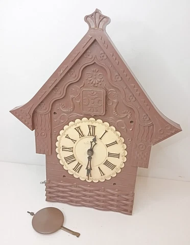 Mayak Majak Wall Hanging Mechanical Wooden Cuckoo Clock Fight Vintage USSR Rare Cover