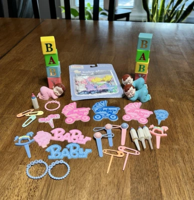 Lote Mixto Bebé Más de 30 Piezas Niño/Niña Plástico Pastel Cupcake Baby Shower Decoración Foto 1 de 4