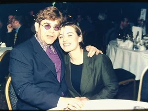 KATE WINSLET & ELTON JOHN at "Capital Awards" - Original Vintage 35mm Slide 1999 - Picture 1 of 2