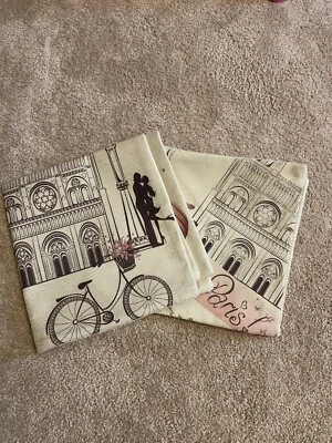 Funda de almohada París Torre Eiffel Notre Dame pareja besándose 17,5”x17,5” (2) Foto 1 de 4