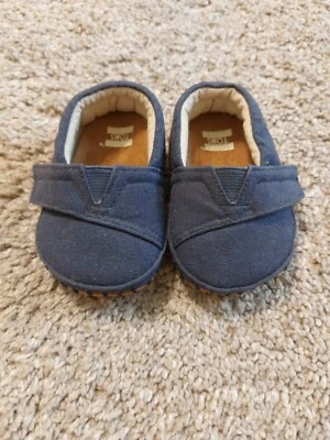 Zapatos de bebé TOMS talla 2 nuevos sin etiquetas Foto 1 de 4