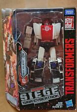 Hasbro Transformers Generations War for Cybertron Deluxe WFC-S35 Red Alert