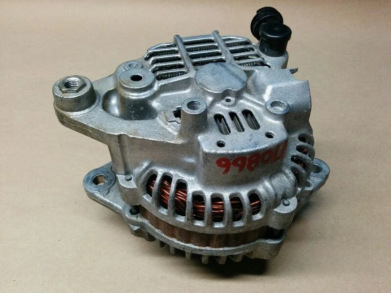 Alternador usado compatible con: Mazda RX8 2007 grado A Foto 1 de 4