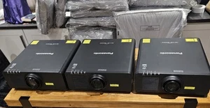 Panasonic PT-RZ770 Projector - Picture 1 of 9