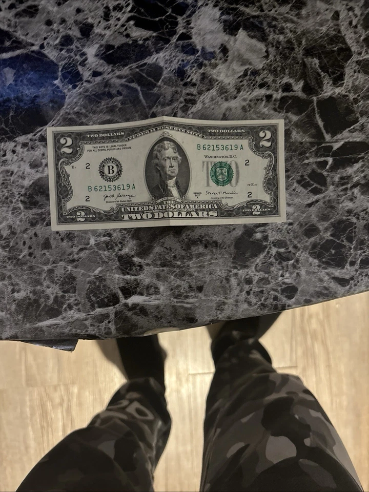 Продажа двухдолларовой банкноты - Изображение 1 из 1