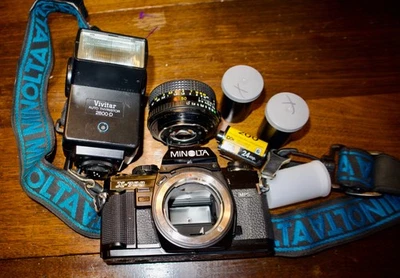 MINOLTA X-700 35mm Film Camera Black Body MD 50mm 1:1.7 EXCELLENT!!! - Image 1 of 4