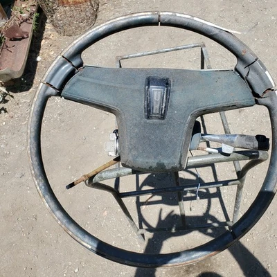 Oldsmobile Omega 1982 1983 tracción delantera columna de dirección automática. Anuncio usado #4187 Foto 1 de 4