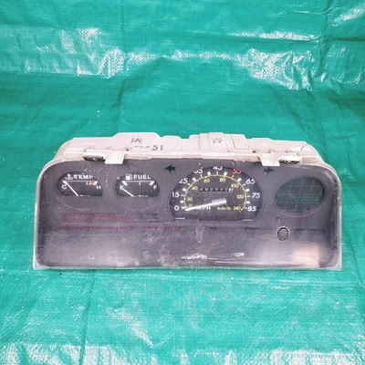 Cuadro de instrumentos velocímetro calibre 82 83 Toyota camioneta pickup 89251-114-480 Foto 1 de 4