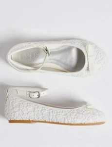 M&S Kids Gills Ballet Pumps Bridesmaid Ivory Lace - New Size 11 - Picture 1 of 5