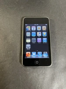 Apple iPod Touch Model A1288 2nd Generation 8GB Great Condition! - Picture 1 of 3