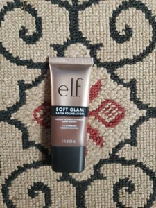 ELF Soft Glam Satin Foundation Medium aufbaubare Abdeckung 1oz tief warm #50 NEU - Bild 1 von 3