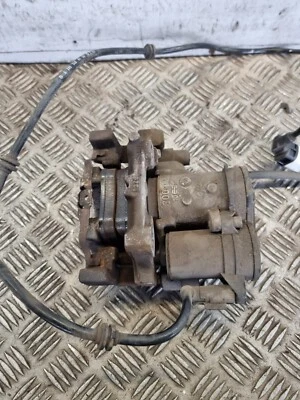 Pinza de freno trasera izquierda MERCEDES BENZ C220 NSR A2054231998 W205 AMG DSL 2017 Foto 1 de 4