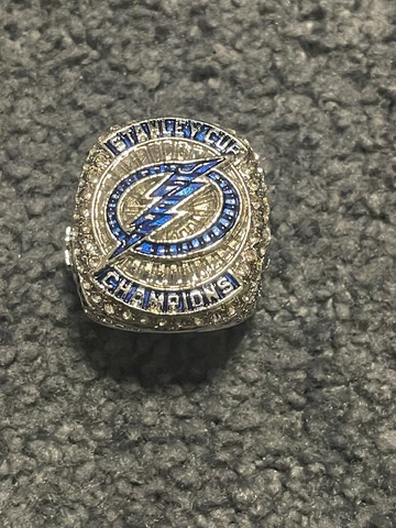 Tampa Bay Lightning Stanley Cup CHAMPIONS RING Size 13 Cover
