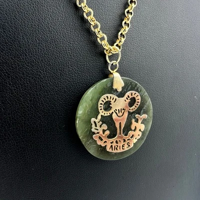 Collar Colgante Tono Oro Astrología Zodiaco Aries Jade Nefrita Verde 18" Foto 1 de 4