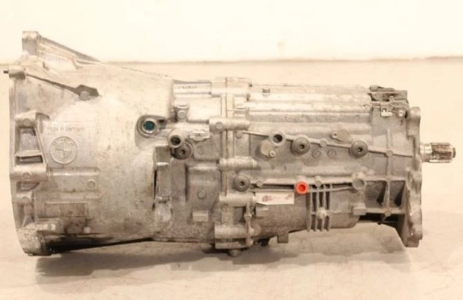 09-12 BMW X1 E84 18dX 20dX XDRIVE MANUAL GEARBOX 96k GS6X37DZ 23007573745 6 MTH - Image 1 of 1