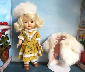Muñeca Nancy Ann Muffie Años 50 Rubio Platino Azul Piel Real Sombrero Abrigo No Caminante De Colección - Imagen 1 de 12
