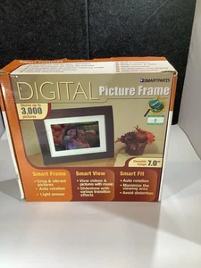 Smartparts Digital Picture Frame 7” Up To 2000 Pictures Wood Look - Picture 1 of 7