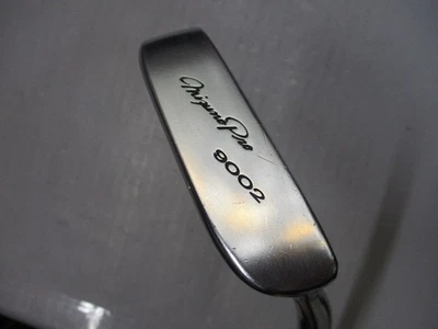 Mizuno Pro 9002 35in Putter RH CF-75 No Head Cover - Image 1 of 4