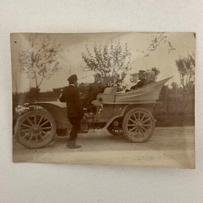 Fotografía vintage coche antiguo automóvil personas Foto 1 de 4