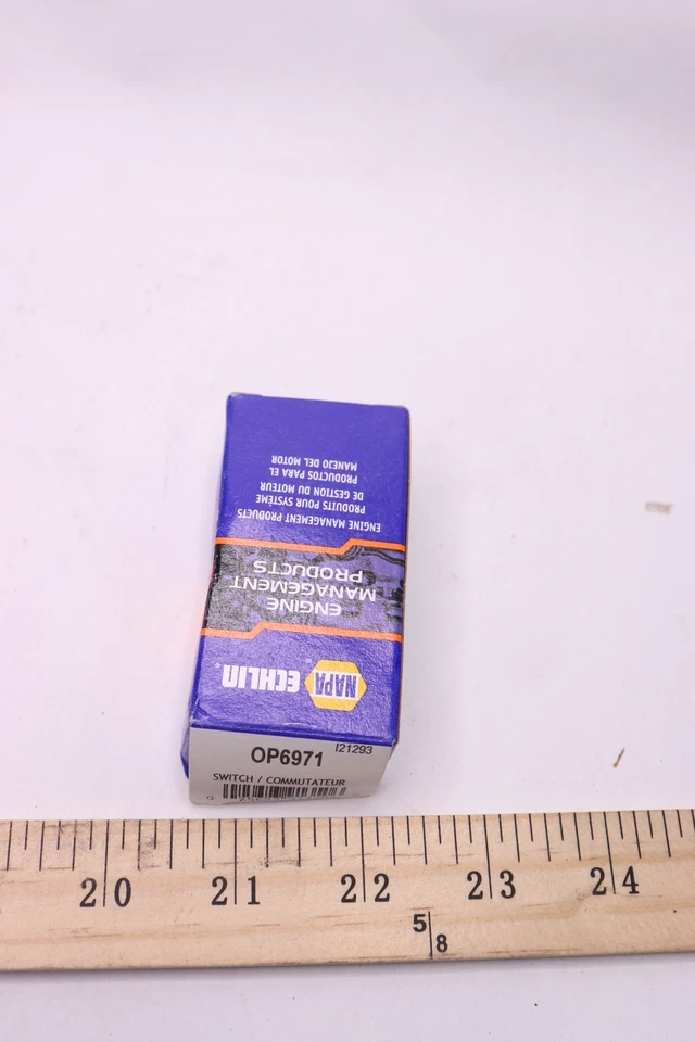 Interruptor manómetro de presión de aceite Napa Echlin OP6971 Foto 1 de 3