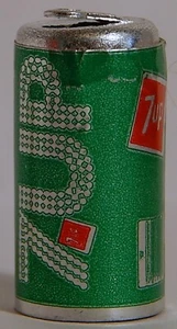 ENCANTO DE LATA POP DE SODA EN MINIATURA 7-UP - Imagen 1 de 2