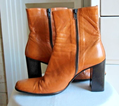 Stivali VINTAGE BERTIE-1970 tutti in pelle. "Taglia: 40 tacco: 3,5" - Immagine 1 di 4