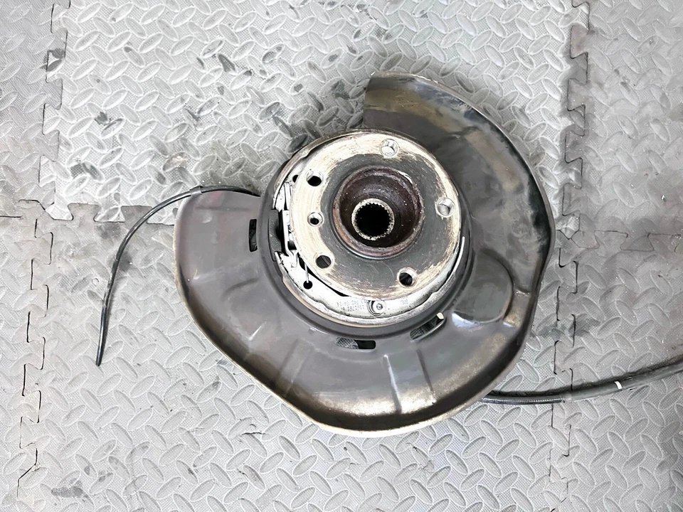 12-18 BMW F30 428i ПЕРЕДНИЙ ЛЕВЫЙ ВОДИТЕЛЬ LH БОКОВОЕ КОЛЕСО СТУПИЦА ШПИНДЕЛЬ КОСТЯШКИ OEM - Изображение 1 из 4