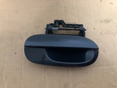 OEM BMW E85 Z4 2003-2008 MAÇANETA EXTERNA DIANTEIRA DIREITA DO LADO DO PASSAGEIRO AZUL  - Imagem 1 de 2