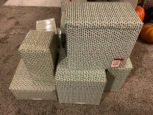 Juego de piezas Dept 56 All Through The House - Imagen 1 de 39