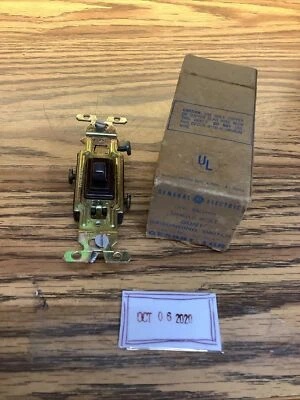 Interruptor monopolo General Electric GE5981-1GR 15A-120V SIN CAJA Foto 1 de 4