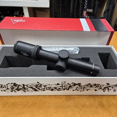 Mira para rifle TRIJICON Ascent 1-4x24, tubo de 30 mm, mate BDC SFP Foto 1 de 4