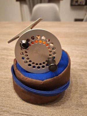 STENZEL REGENT 2-4wt fly reel - Immagine 1 di 4