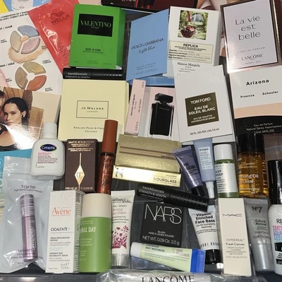 Макияж кожи духи и уход за волосами роскошь лот из 35 путешествий, образец, пробный размер - Изображение 1 из 4