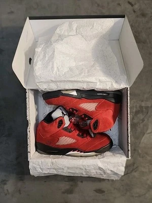 Nike Air Jordan Retro 5  Raging Bulls Varsity Red Size 6.5Y GS USED WITH BOX - Image 1 of 4