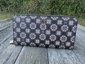 Kate Spade Continental Wallet Billfold Zip Around Jacquard Unique Print NWOT New - Picture 1 of 5