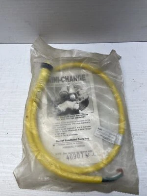 Daniel Woodhead Brad Harrison Connectors Mini-Change Connector No. 40901 - Image 1 of 4