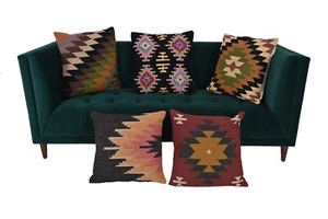 Set of 5 cotton cushion covers with handwoven killim featuring geometric pattern - Picture 1 of 7