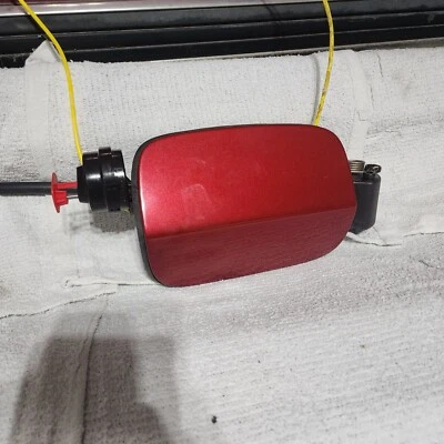 04-08 CHRYSLER CROSSFIRE ZH ROADSTER ROJO COMBUSTIBLE GAS TAPA PUERTA OEM Foto 1 de 4