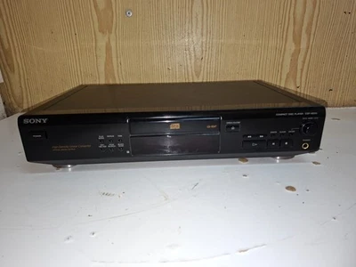 Sony CDP-XE510 CD Player - Bild 1 von 4
