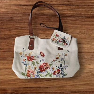 Patricia Nash Tote Floral Embroidered Bag Purse Handbag White Cotton Leather  - Image 1 of 4