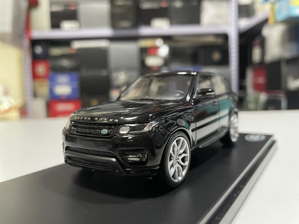 IXO  1: 43 Original Range Rover Sport Range Rover Sport Alloy Car Model Black  - Image 1 of 4