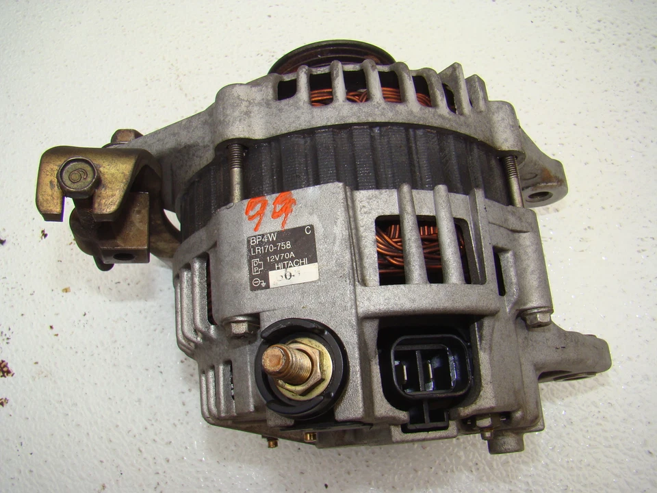 ALTERNADOR MAZDA MIATA 99 2000 MANUAL MX5 BP4W 12V 70A HITACHI Foto 1 de 1