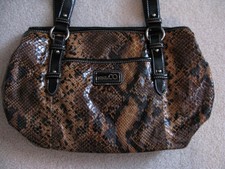 New listing
Nine West Purse/Handbag Snake Lizard Reptile Brown Xlnt