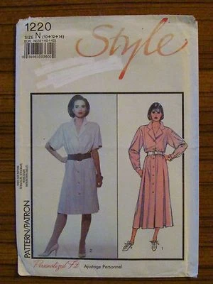 STYLE PATTERN - 1220 LADIES DRESS BUTTON FRONT PLEATS 10-14 UNCUT  - Image 1 of 2