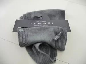 TAHARI SPLENDIDA SCIARPA/INVOLUCRO PURO LUSSO GRIGIO 100% 2 STRATI CASHMERE 81/11 NUOVA ETICHETTA - Foto 1 di 4