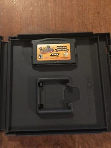 NNINTENDO - GAMEBOY ADVANCED - PADRES BASTANTE EXTRAÑOS SHOWDOWN - SOLO JUEGO - Imagen 1 de 3