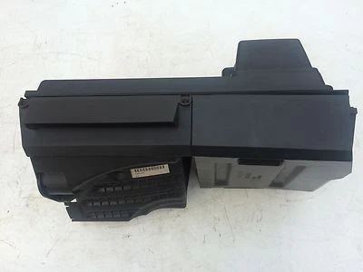 04-10 Volvo C30 C70 S40 V40 V50 V70 XC70 Caja de filtro de aire con sensor de flujo de aire másico Foto 1 de 4